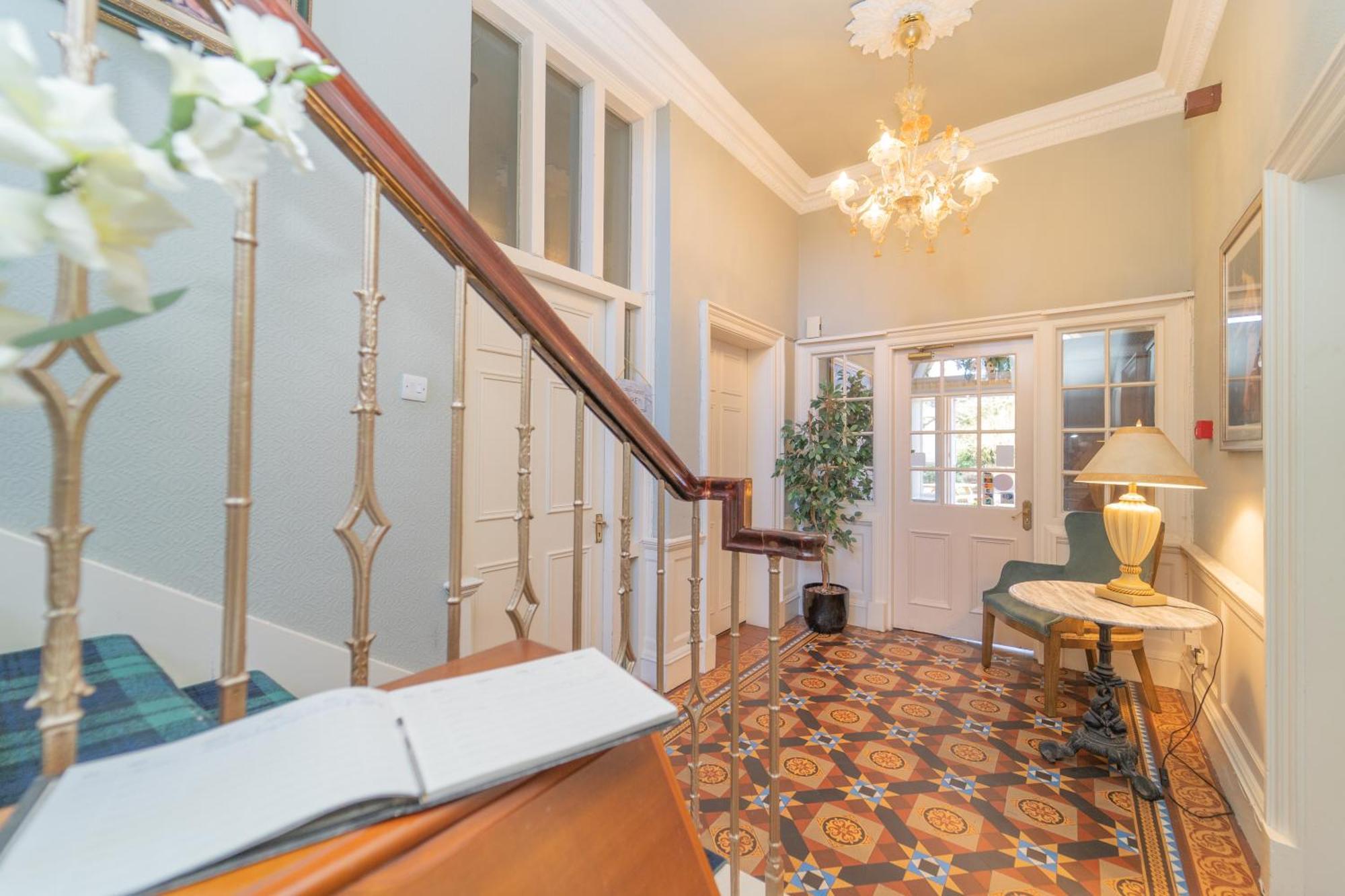 Отель Bankton House Ливингстон Экстерьер фото