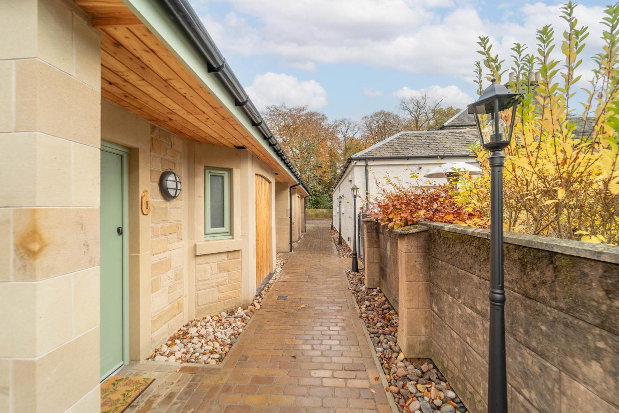 Отель Bankton House Ливингстон Экстерьер фото